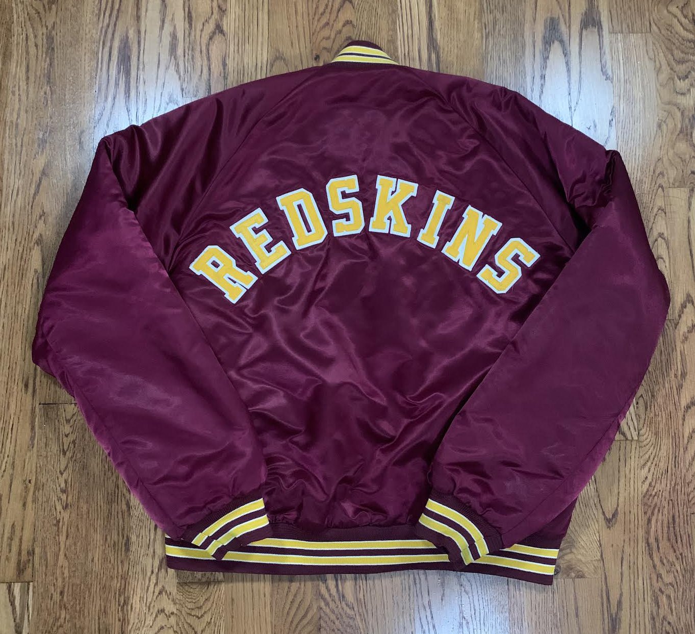 Vintage Sports Warehouse Washington Redskins Satin Jacket (Size L 