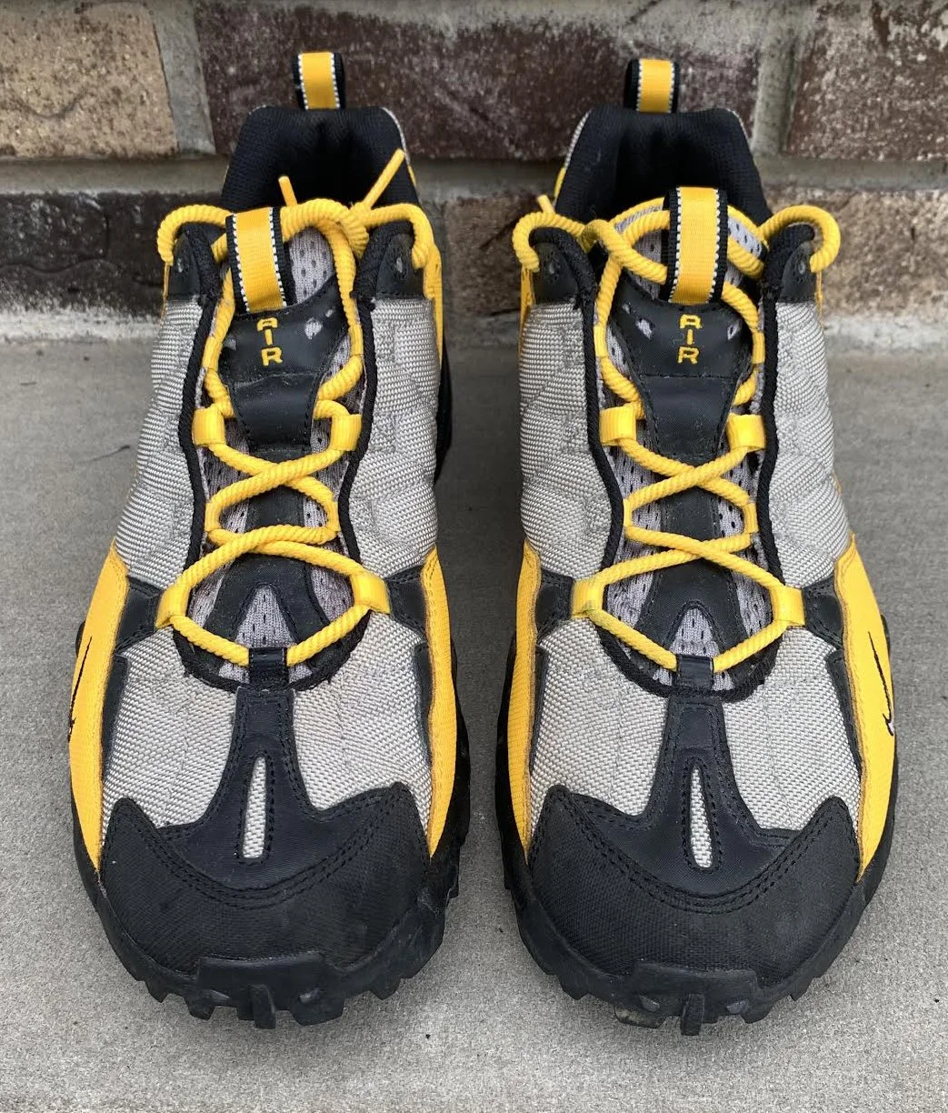 Front of ACG Arches .jpg