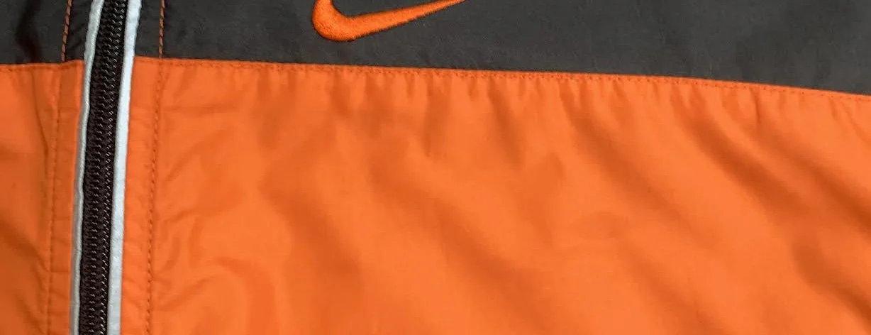 minor stain .jpg