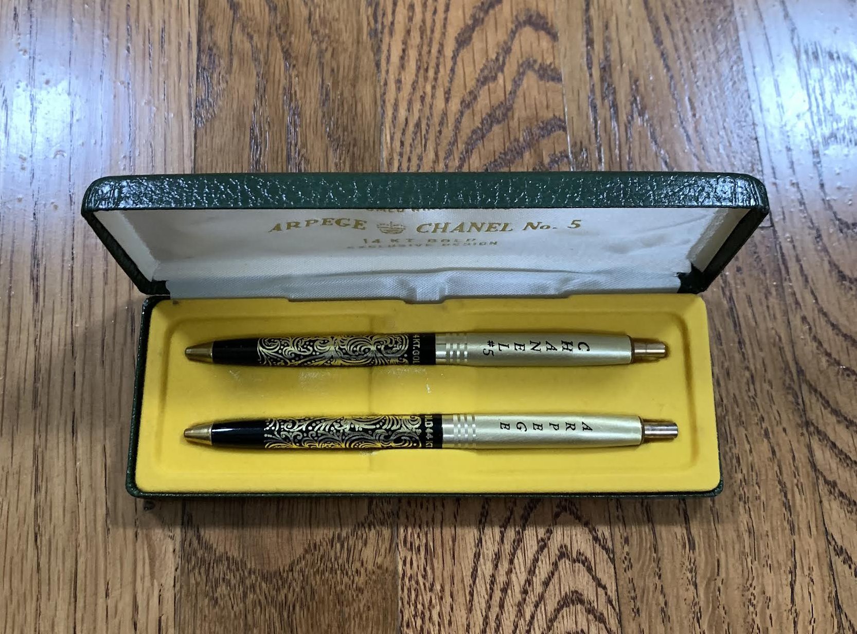 inside of Chanel box .jpg