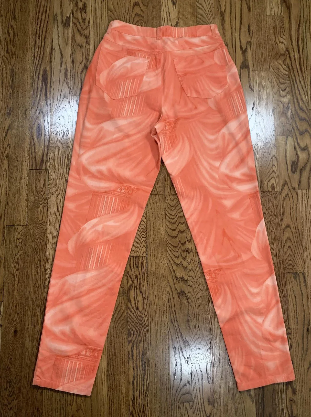 back of Escada Sport pants .jpg