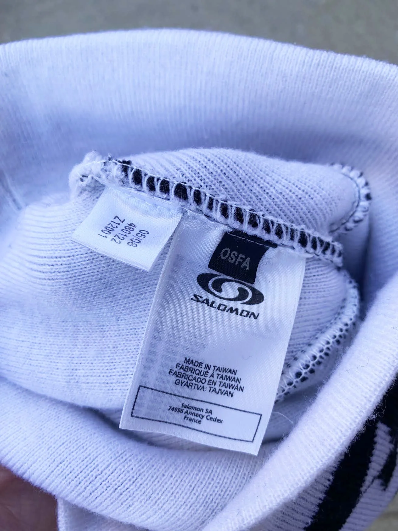 inside of Salmon beanie .jpg