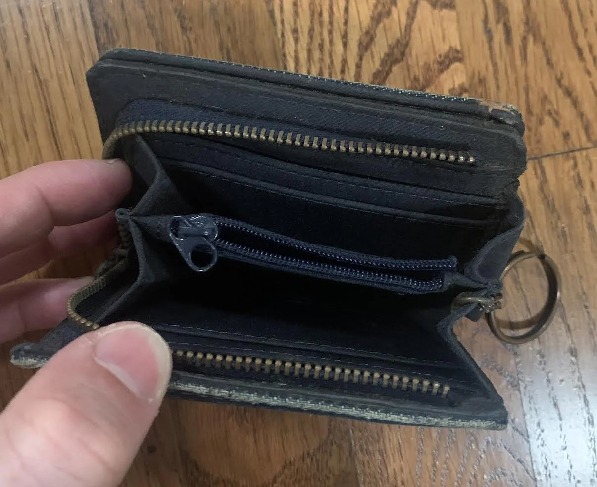 inside of Levis wallet .jpg