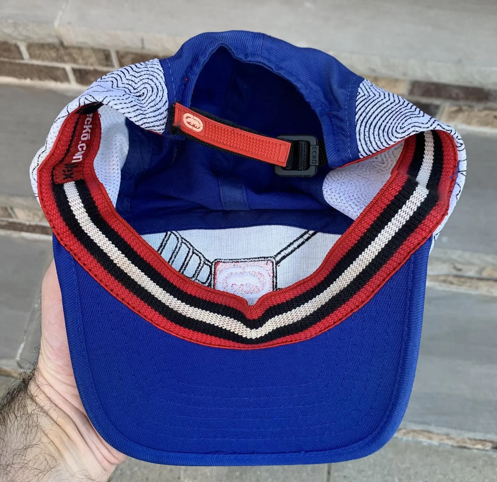 inside of ecko hat.jpg