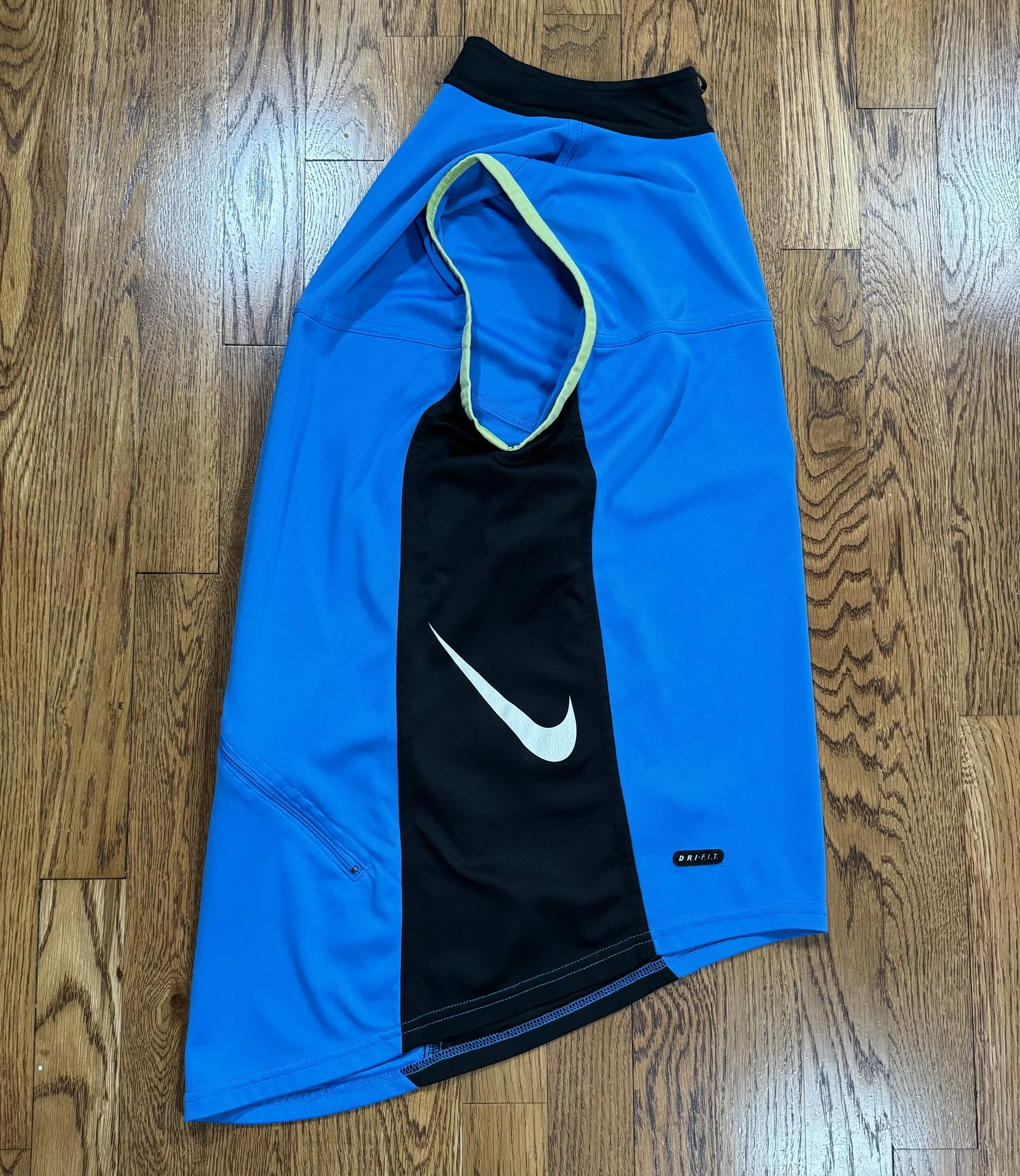 Side of ACG top .jpg