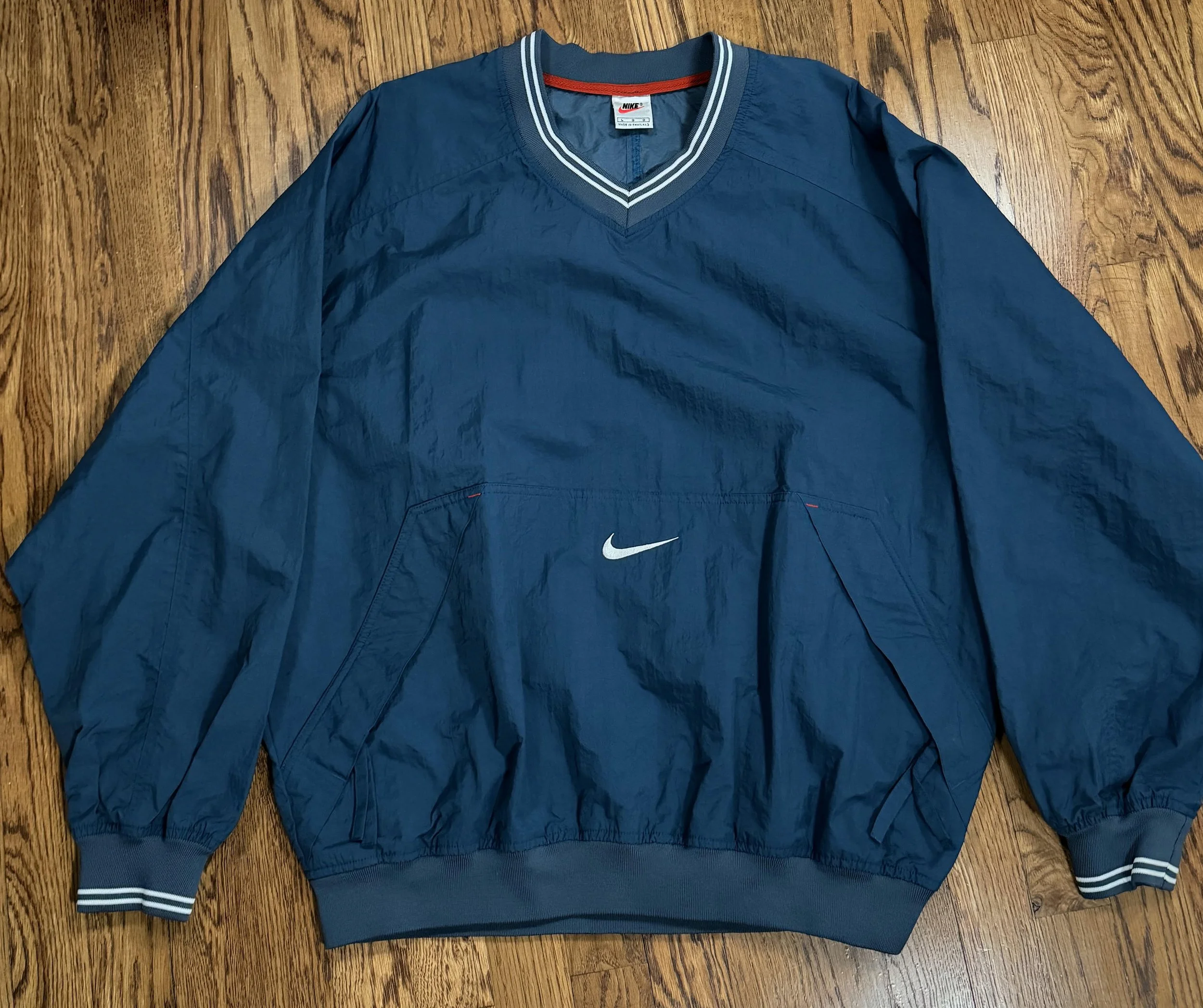 full front of nike jacket.jpg