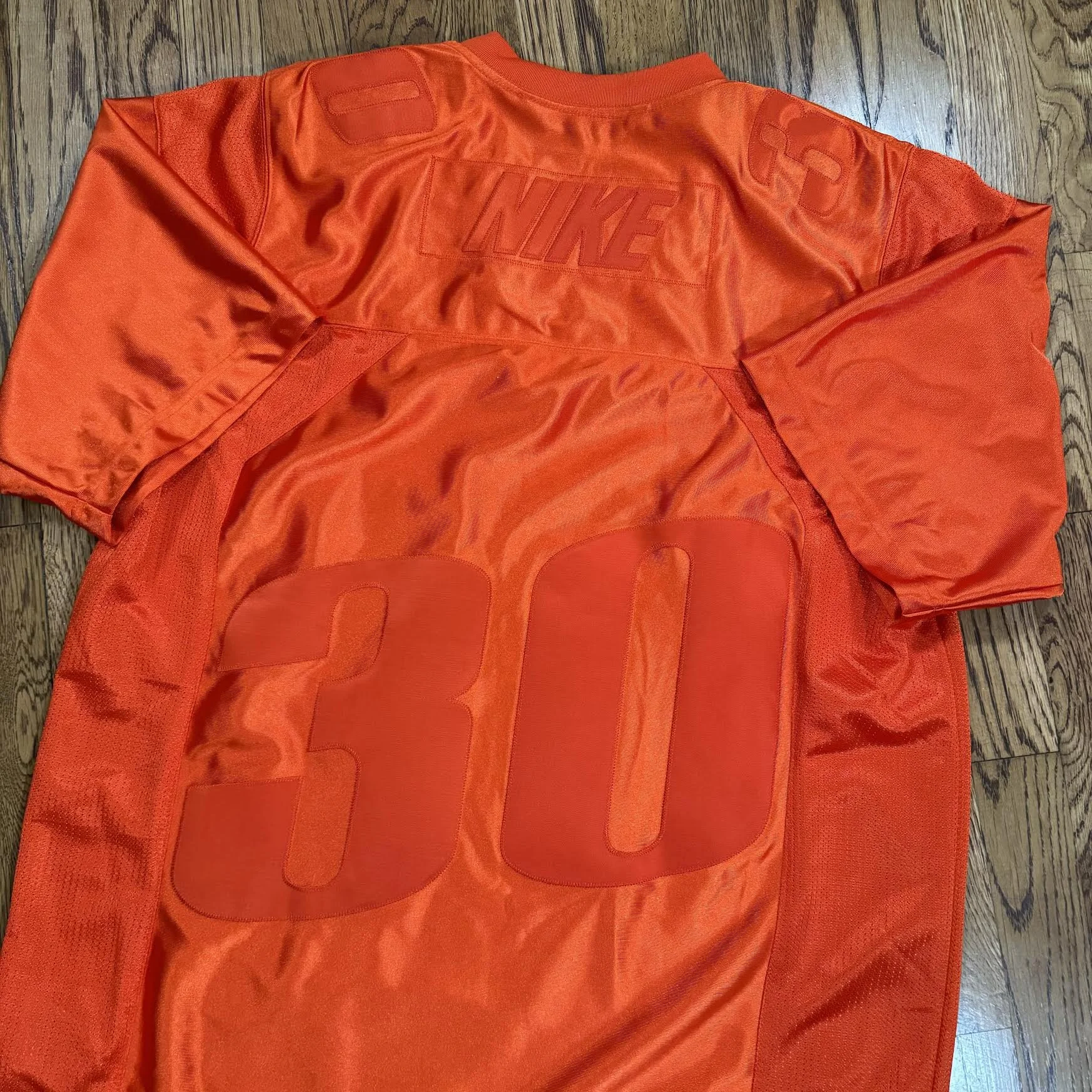 back of Nike IG pick 30th anni jersey .jpg