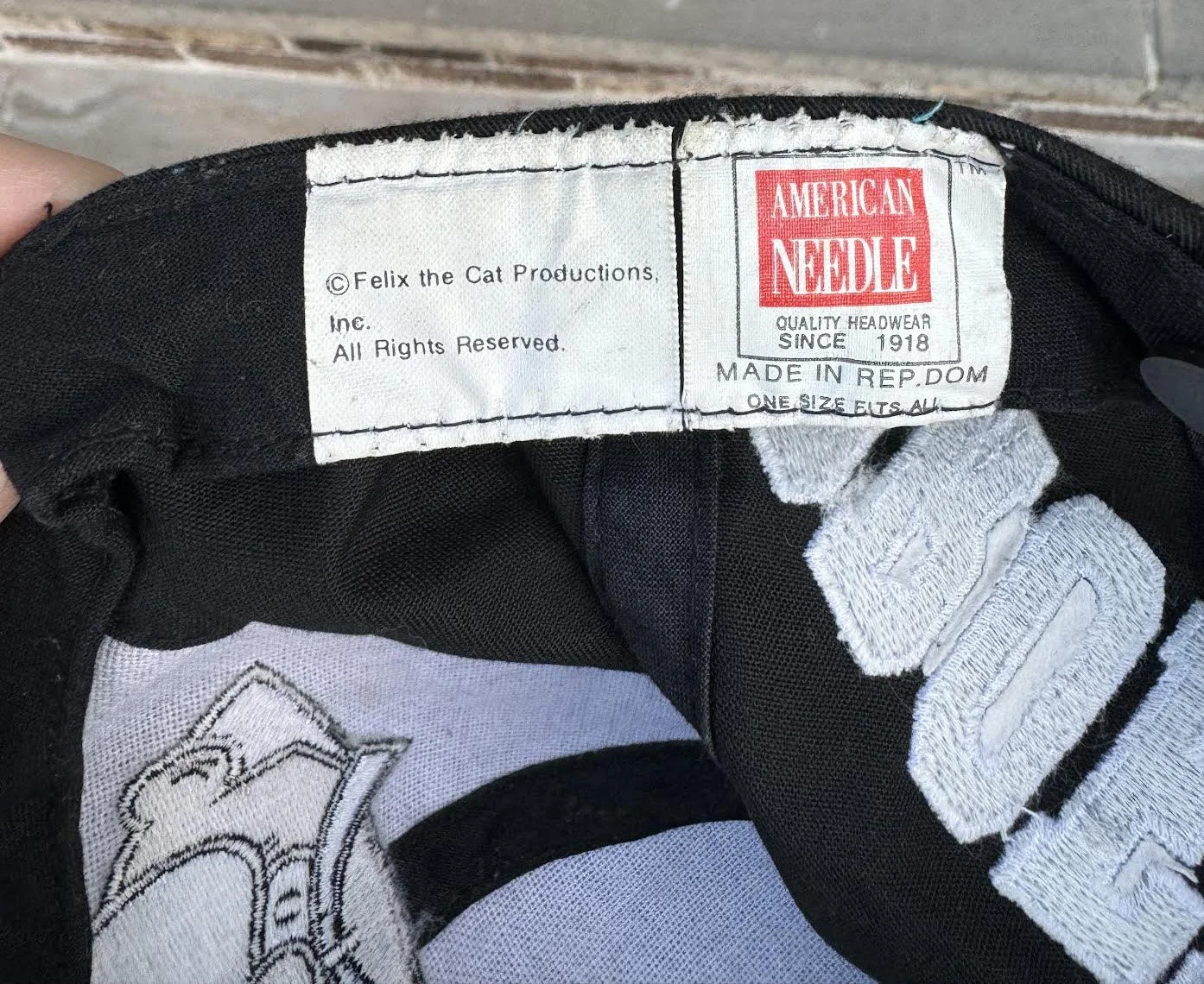 American needle tag.jpg