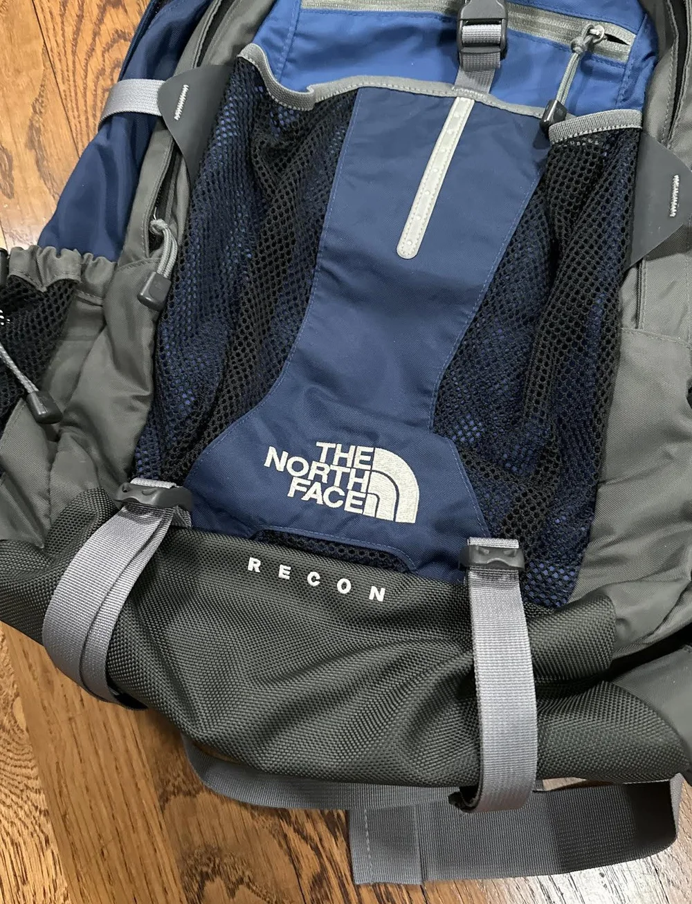 The North Face Recon Backpack — RootsBK display picture 3
