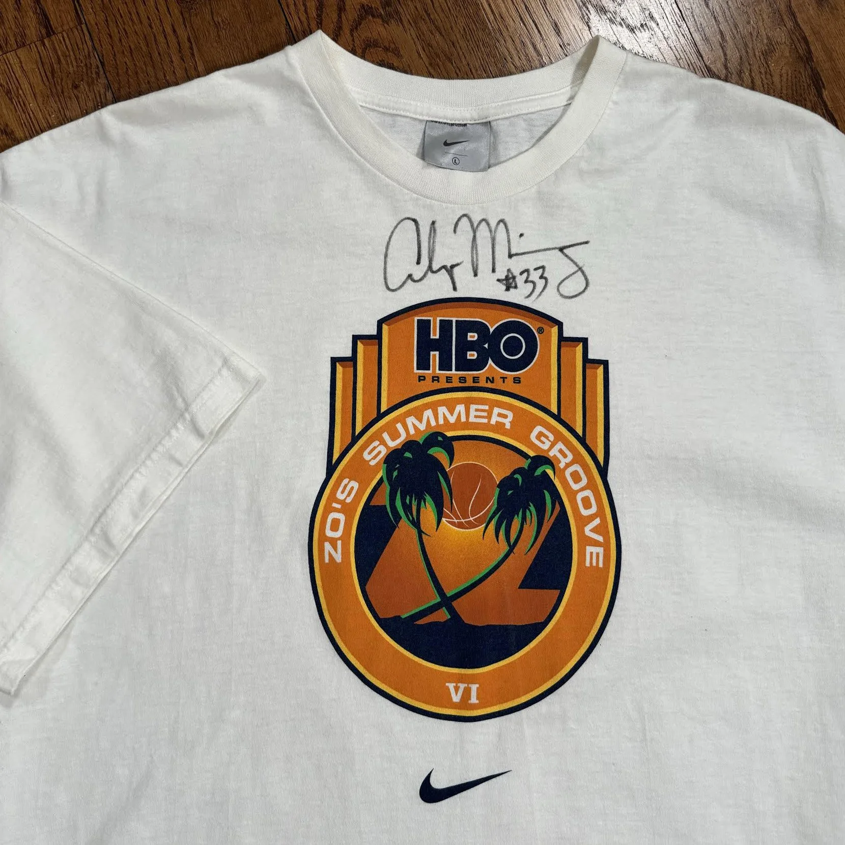 Alonzo Autograph nike .jpg