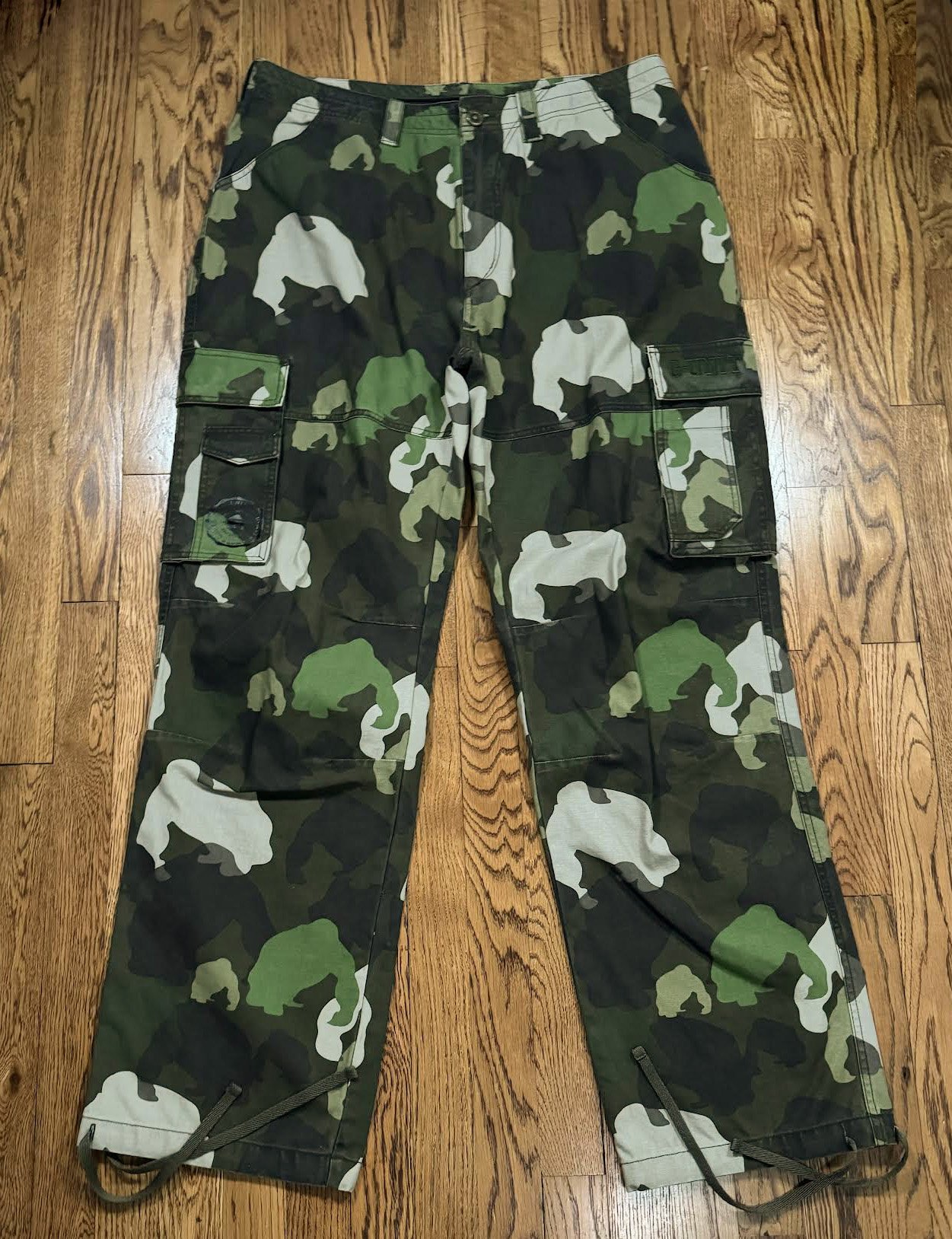 front of G Unit cargo pants .jpg