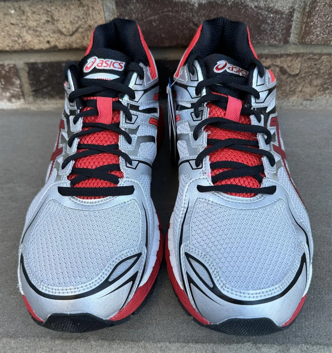 front of Asics Gel pursue .jpg