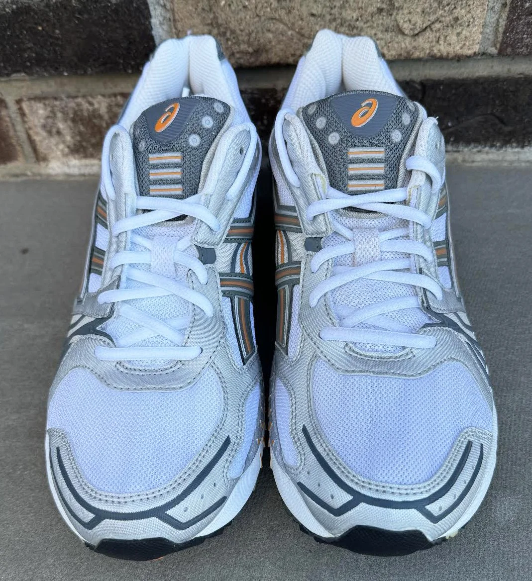 Front of 2005 Asics Gel Empire .jpg