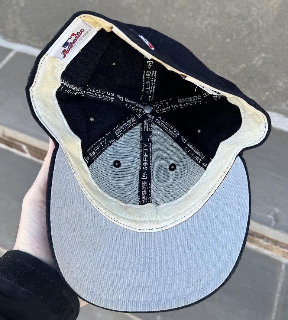 lining of yankee hat .jpg