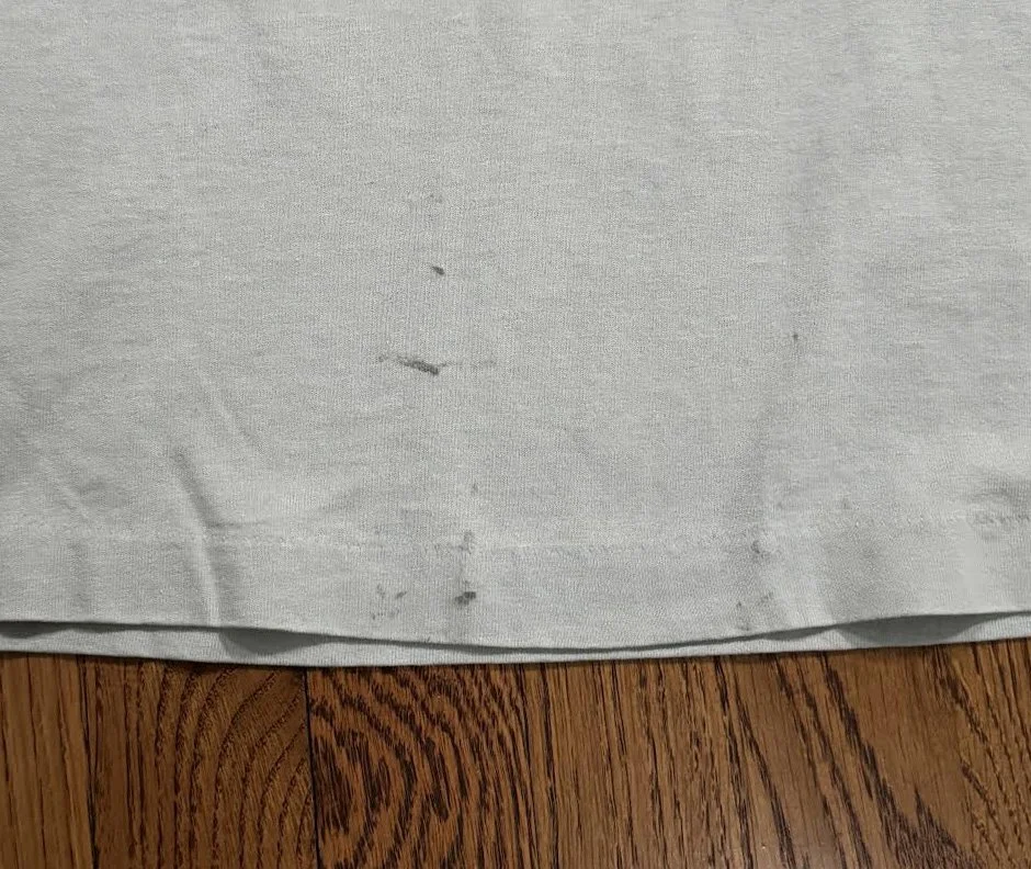 stains on bottom .jpg