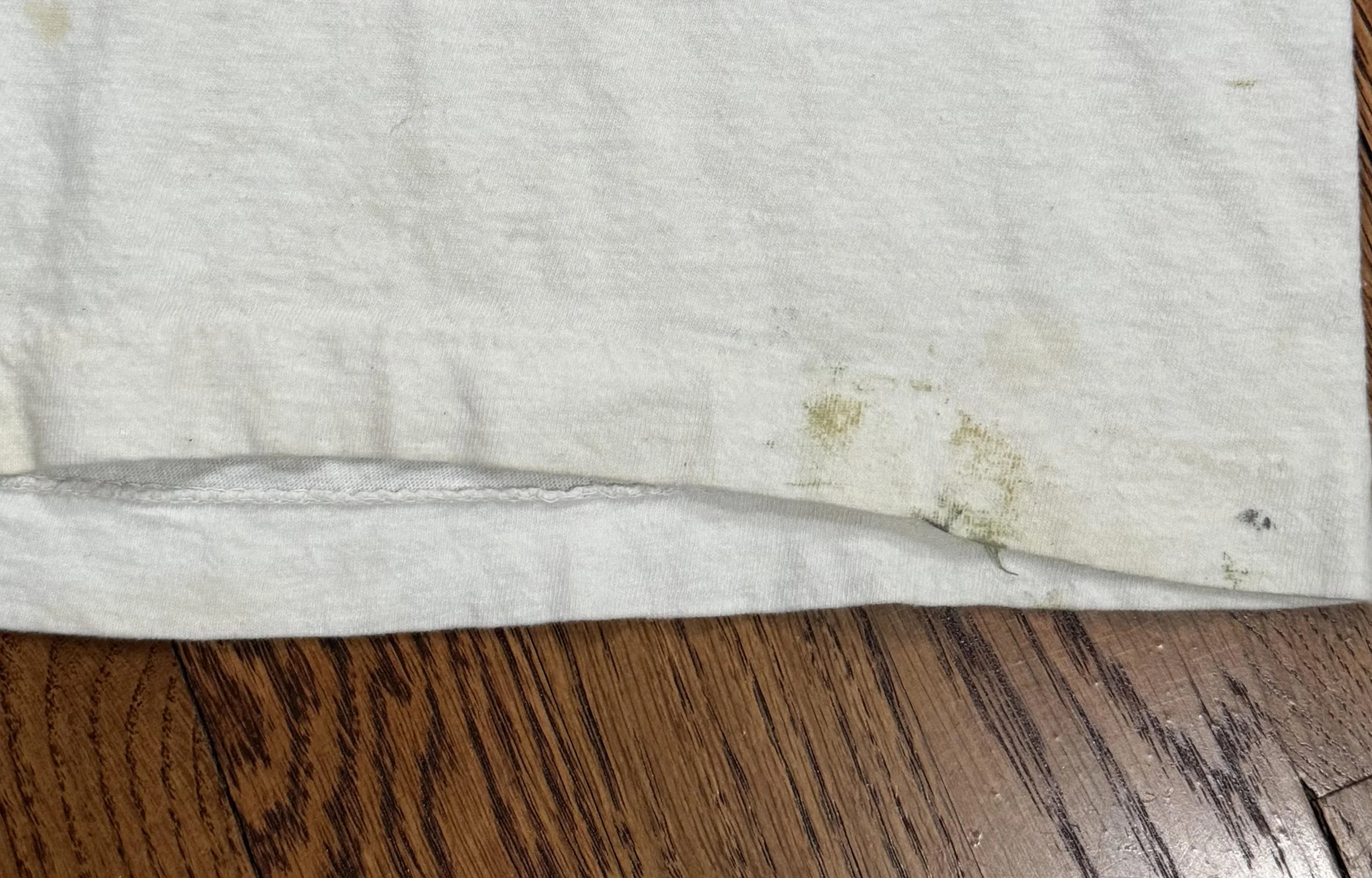 stains on bottom .jpg