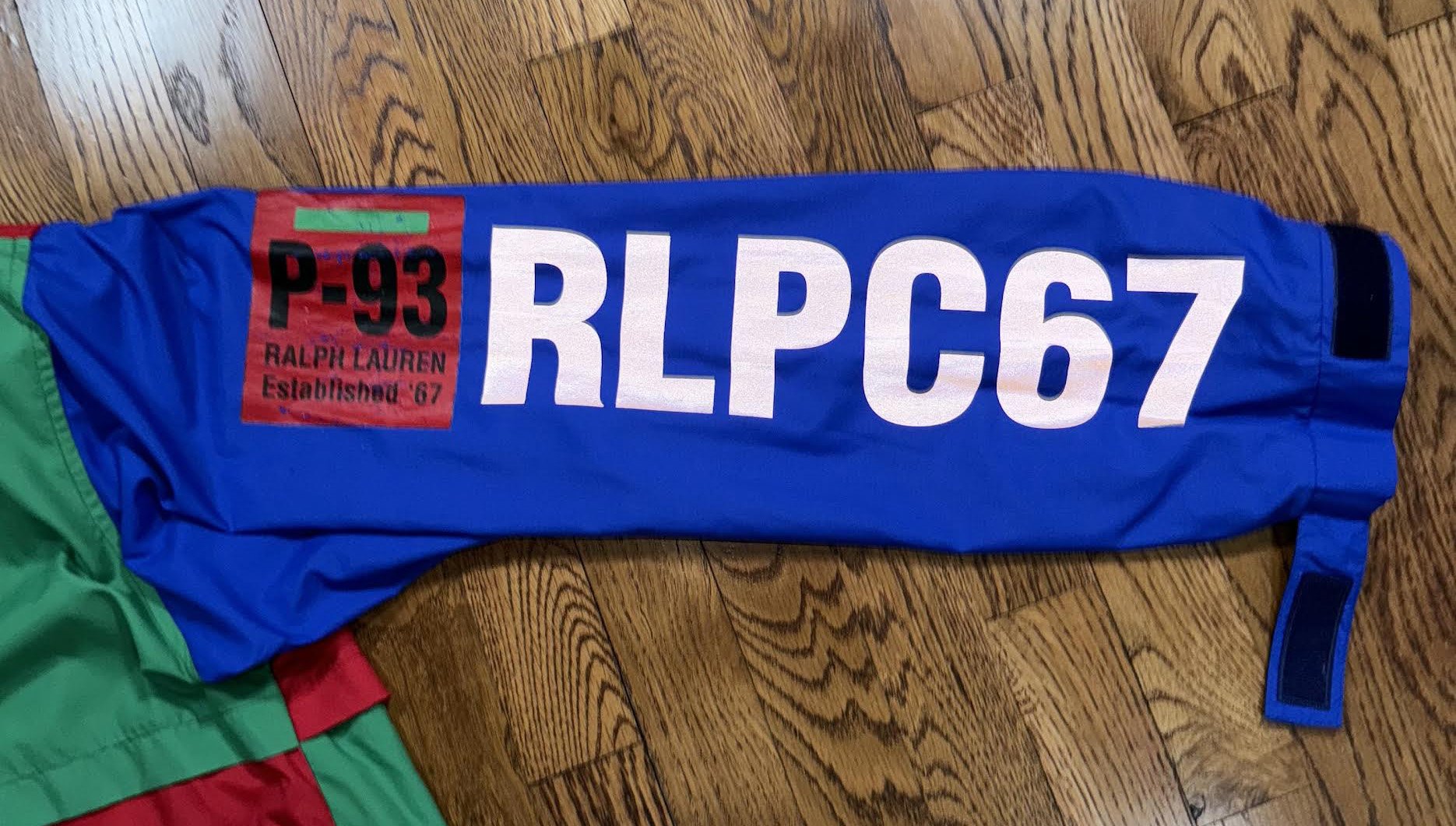 REFLECTIVE LOGO ON SLEEVE.jpg