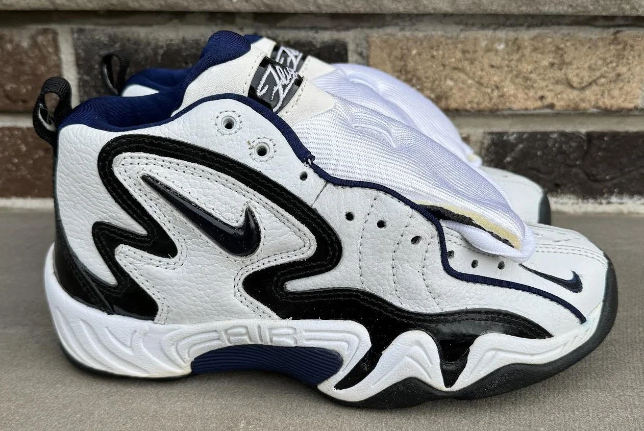 Side of Winged Flight 2 .jpg