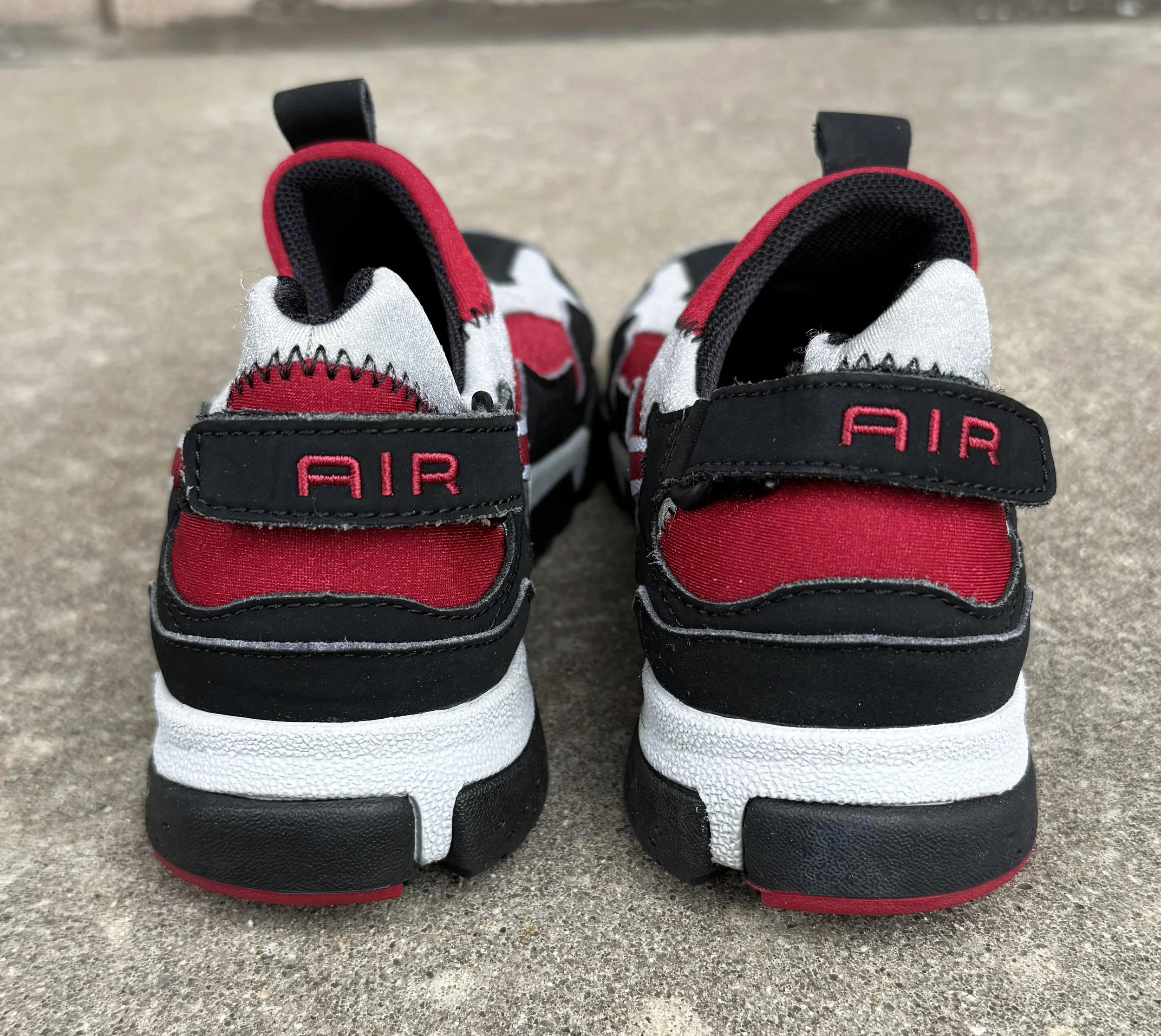 Back of Nike Hydrous .jpg