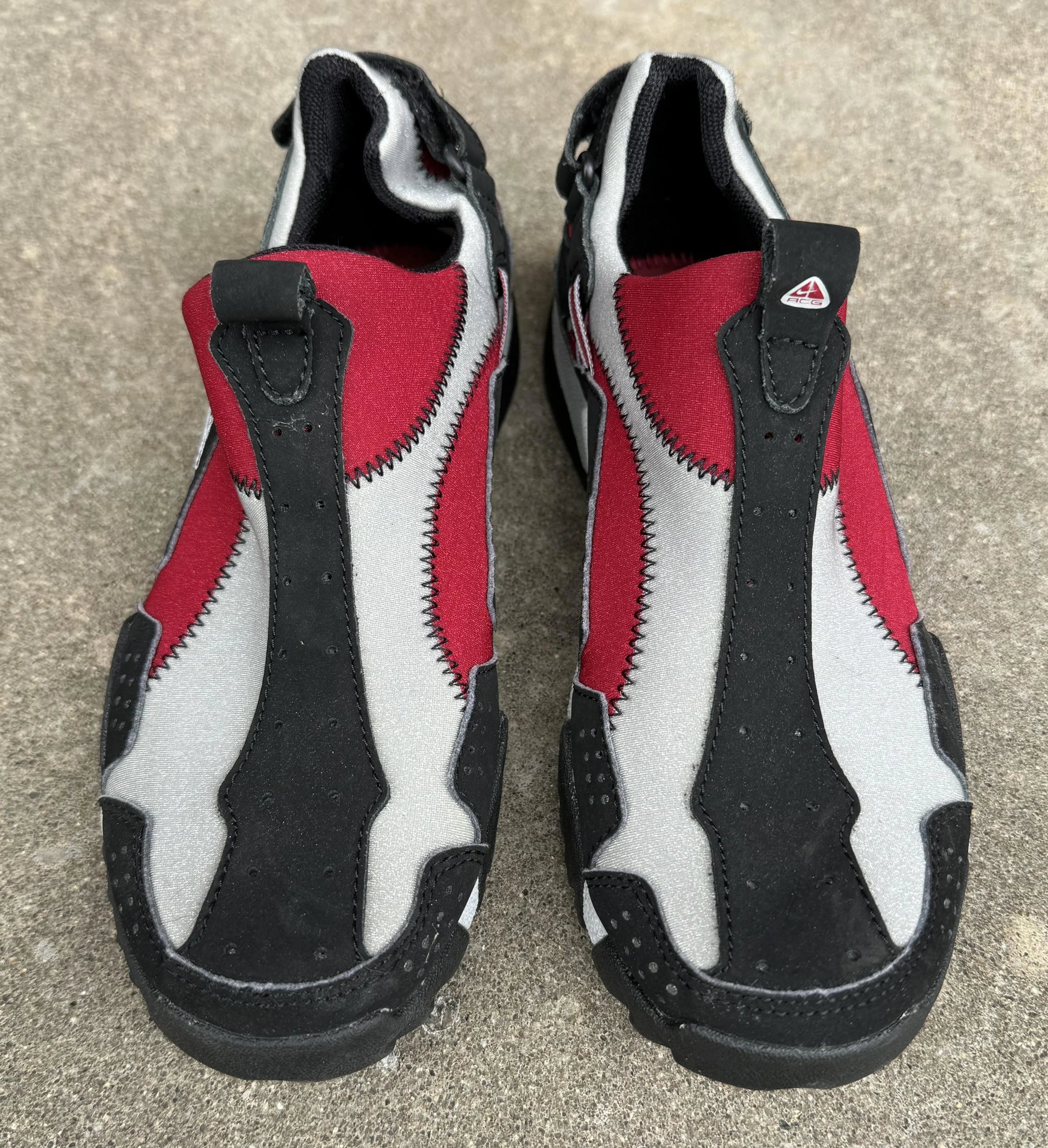 Front of Nike Hydrous .jpg