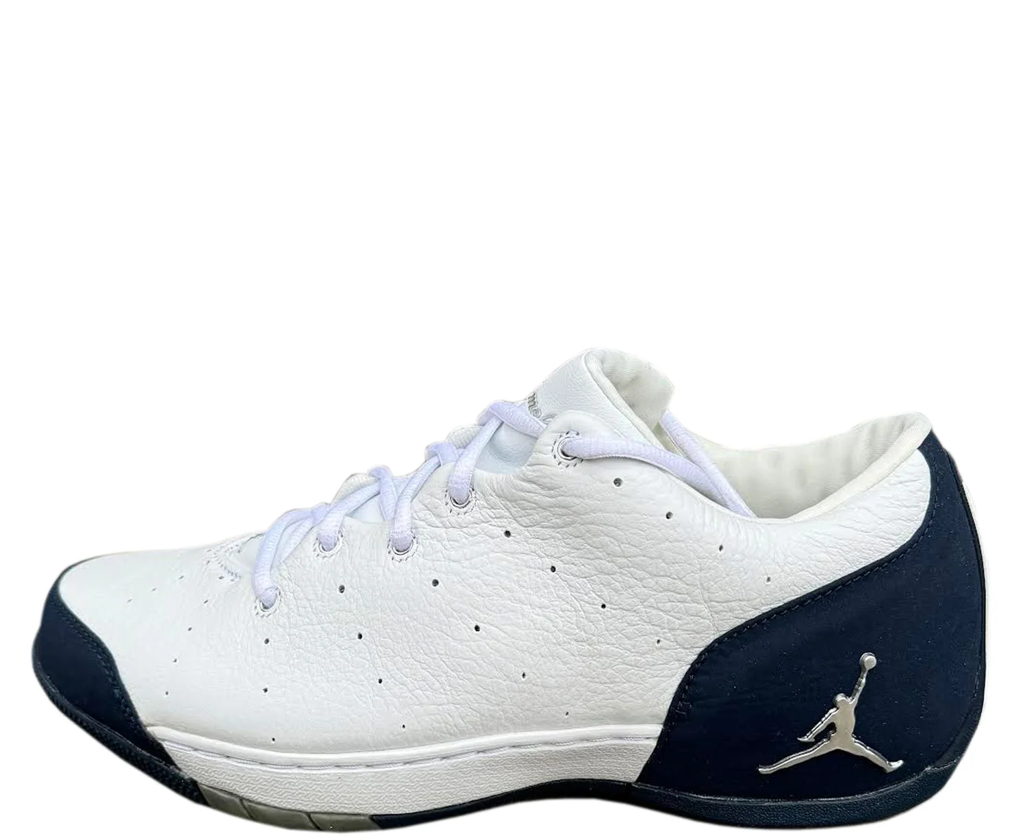Jordan Carmelo 1.5 Low White / Met Silver / Obsidian DS — RootsBK
