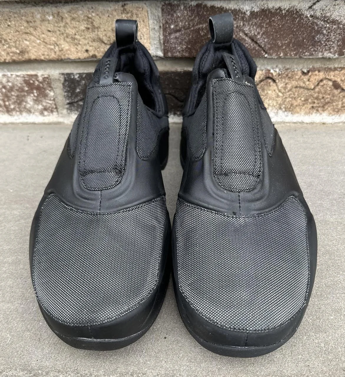 front of Trainerposite .jpg