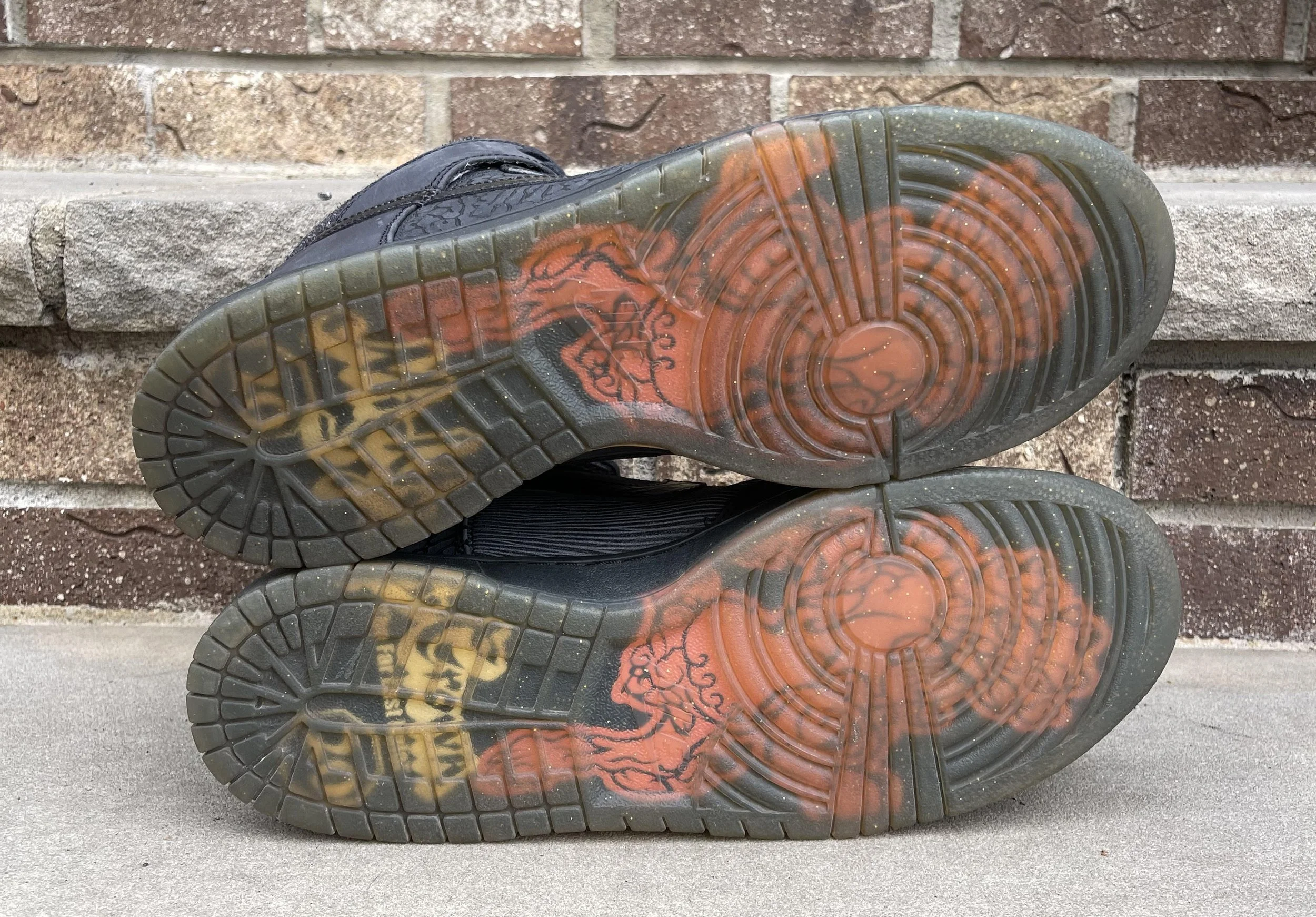 Nike Dunk Bottom Mighty Crown .jpg