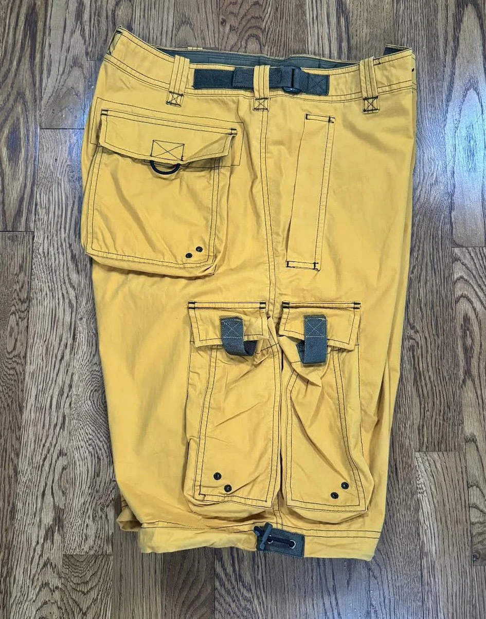 2 side of A and F Shorts .jpg