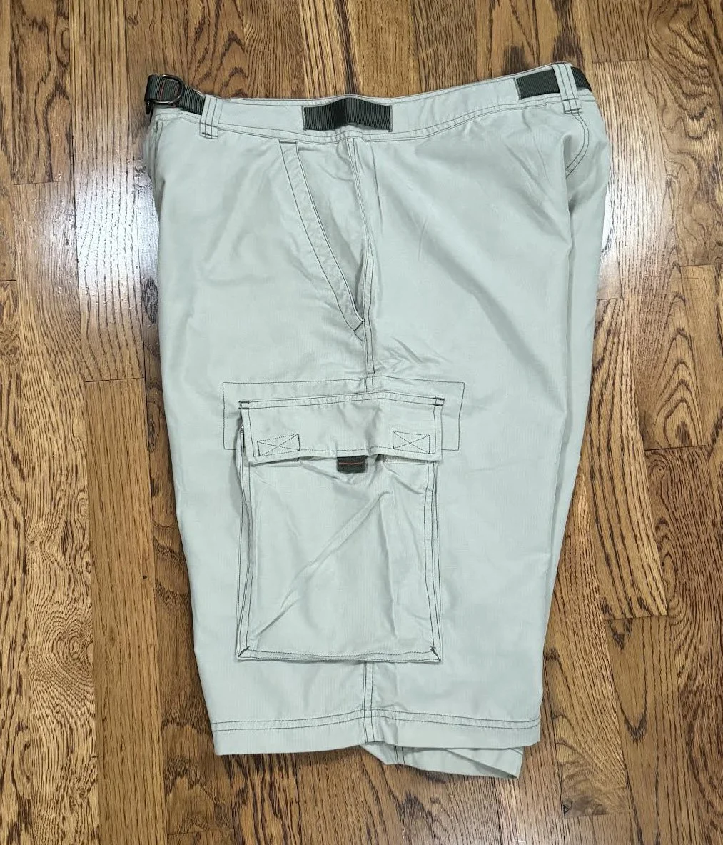 side of Abercrombie shorts .jpg