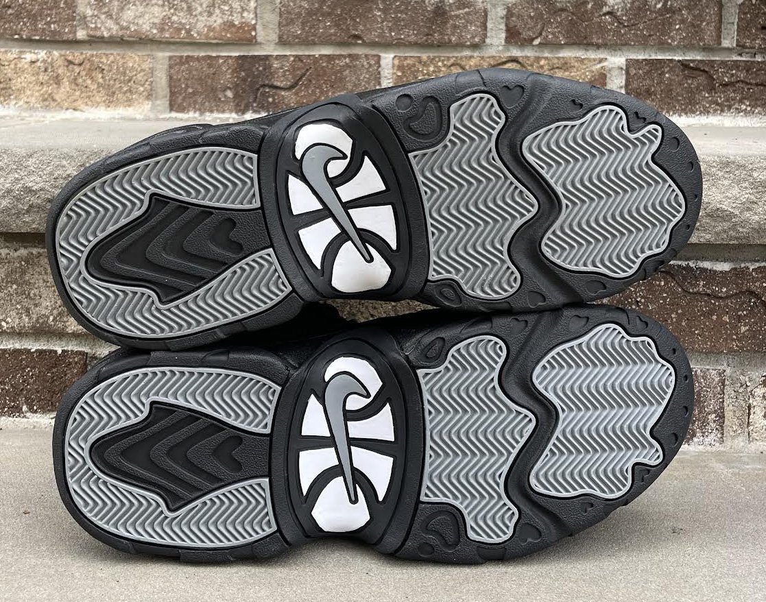 bottom of Nike Rim Breaker .jpg