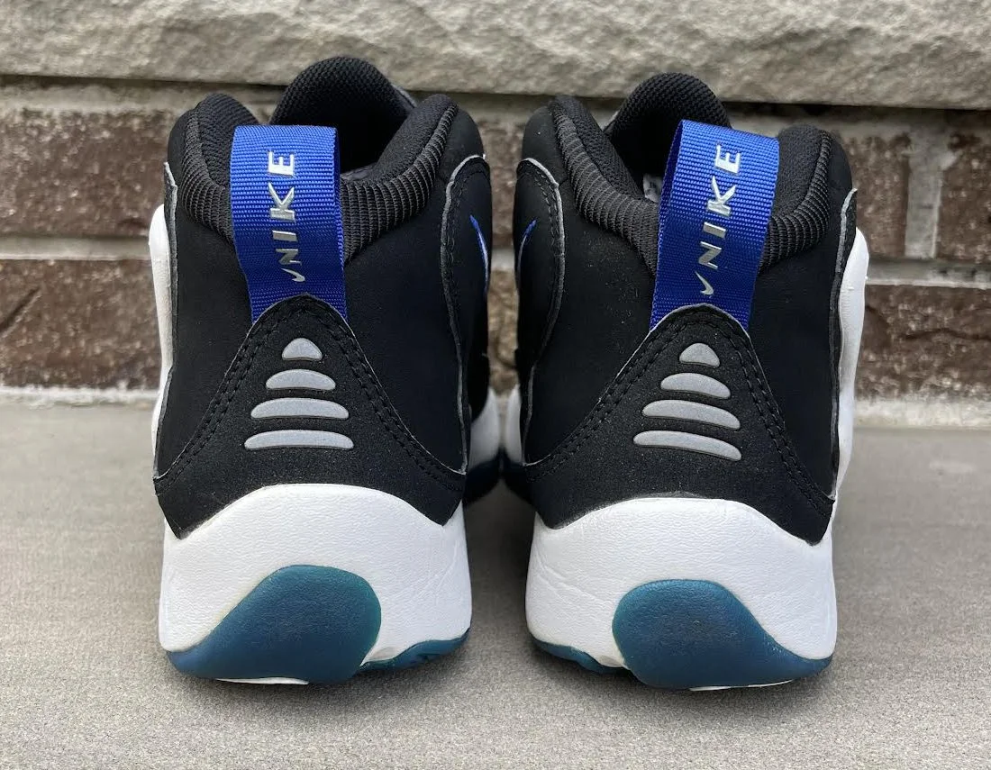 back of Nike Flight Hawk .jpg