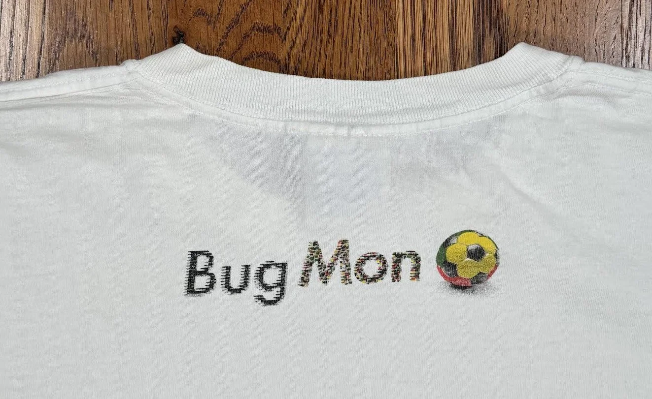 Bug Mon logo on back .jpg