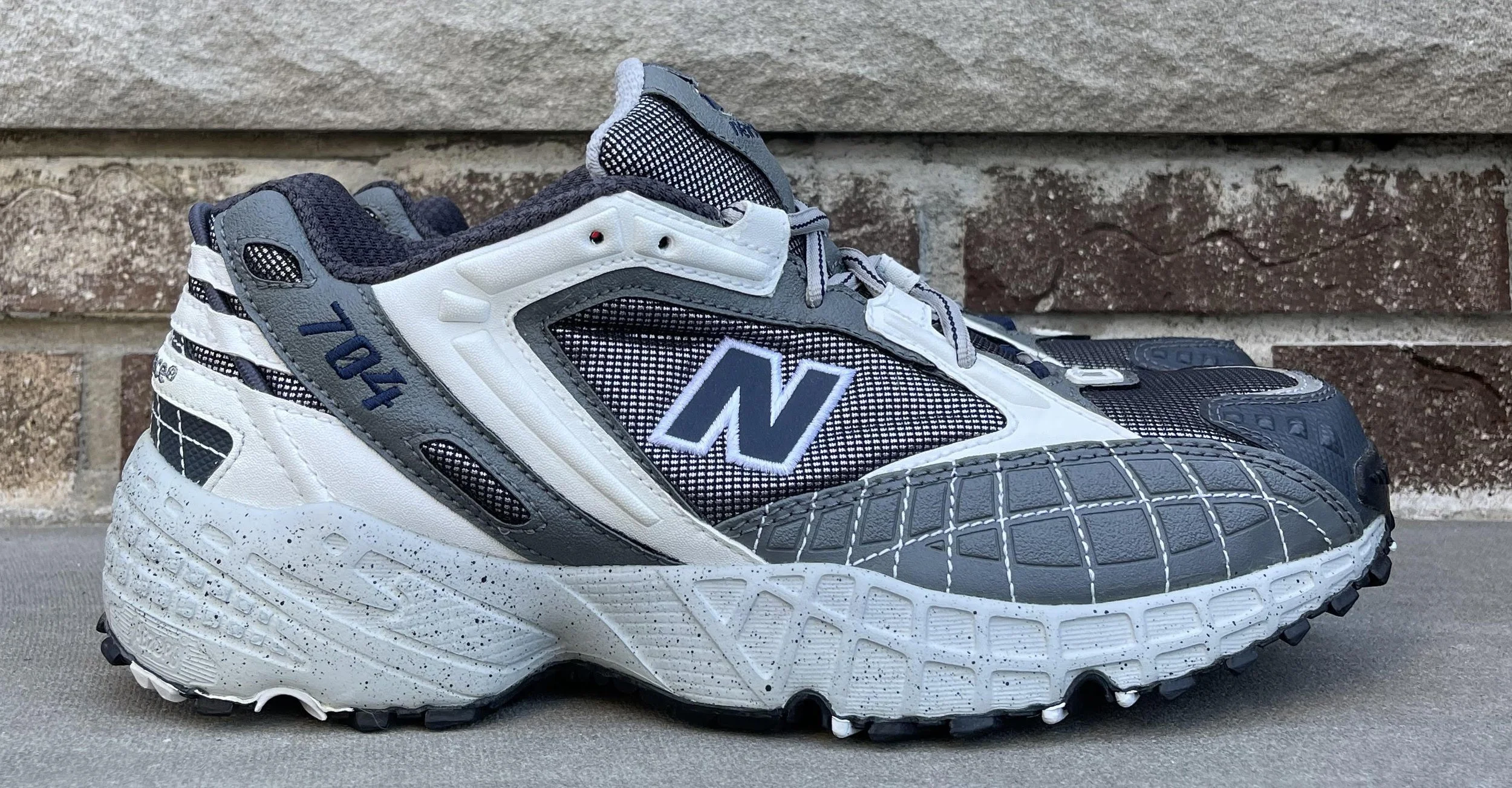 Side of NB trail .jpg