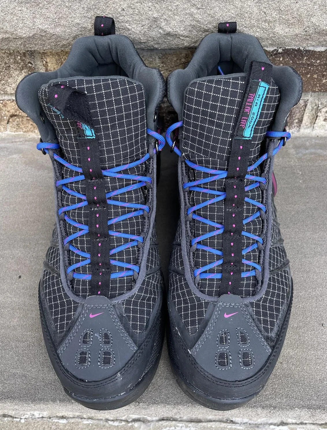 front of Nike tallac .jpg