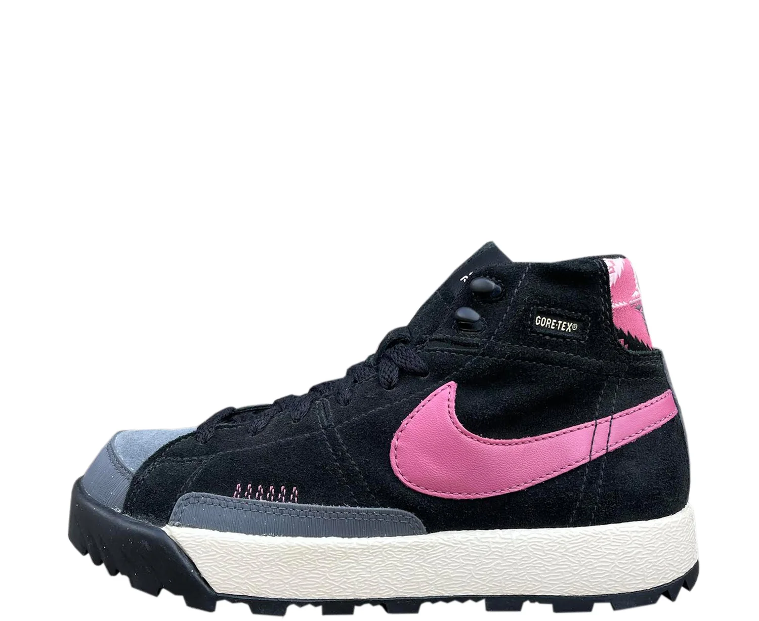 Wmns+NIKE+ACG+Hydrous+Varisity 