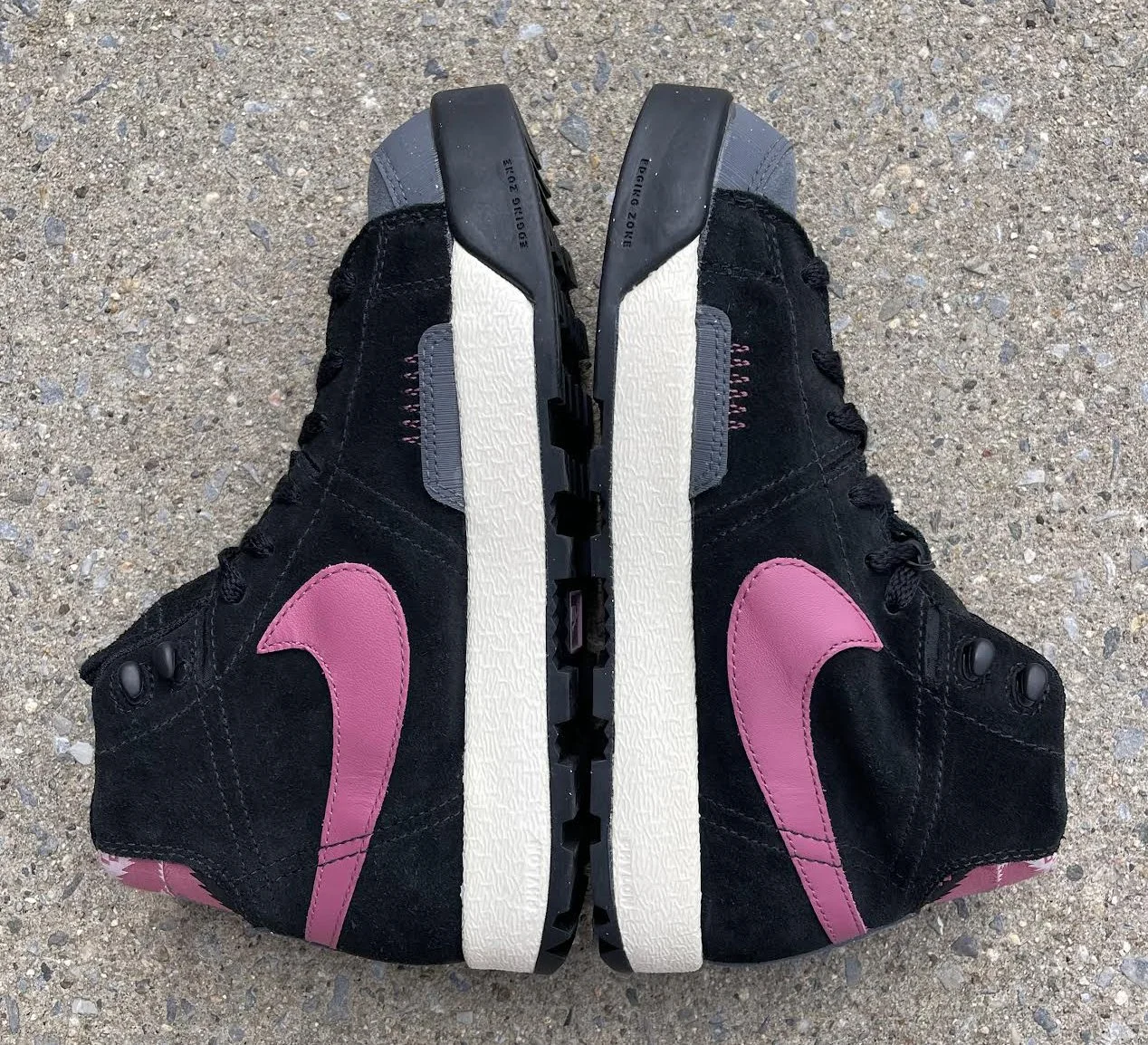 Side of Nike ACG Gore-Tex .jpg