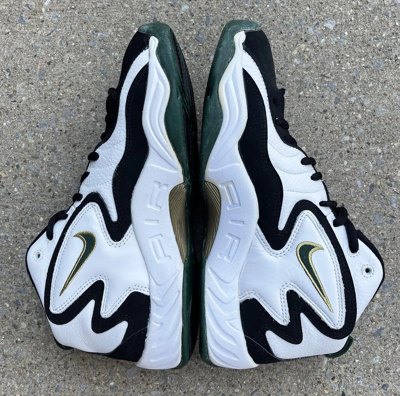 Vintage Nike Air Flight Technique Basketball Sneakers White Black Gold Y2K vintage nike air flight | eBay main image 4