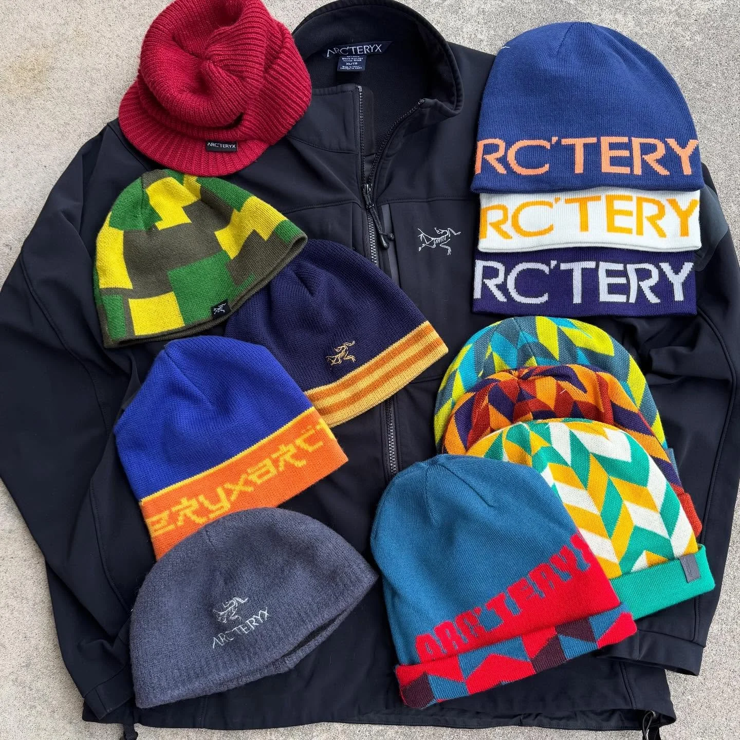 Some Arc&rsquo;teryx we just listed on our website. 

#arcteryxsecond