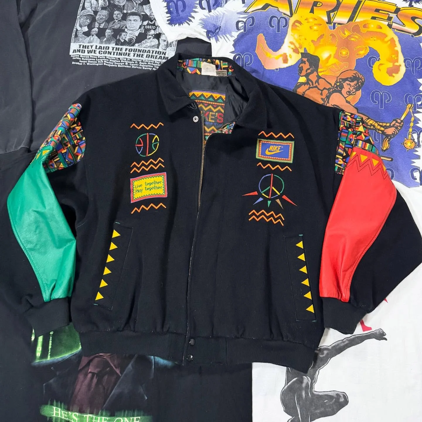 Vintage Nike Urban Jungle Gym jacket.