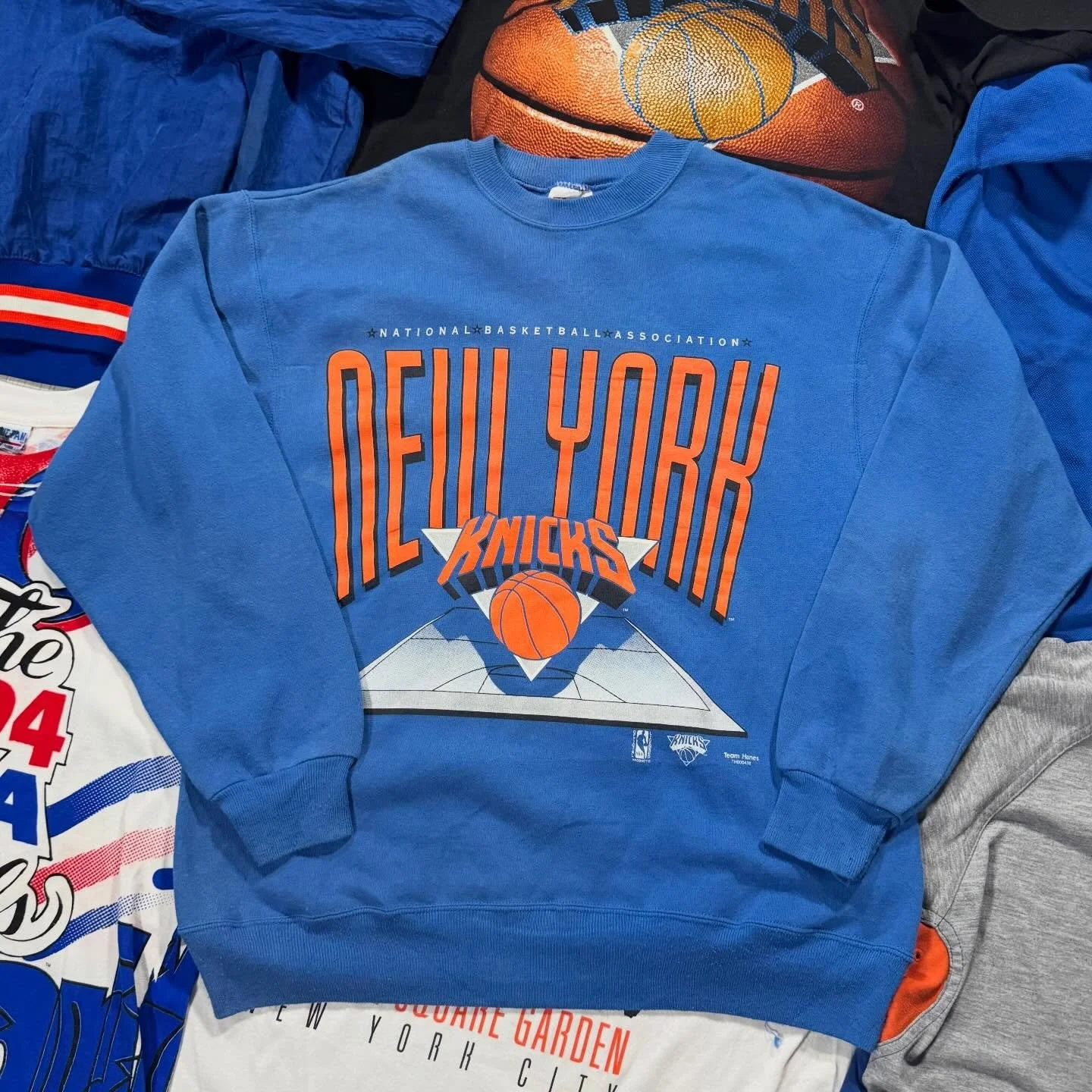 Still adding Knicks items.