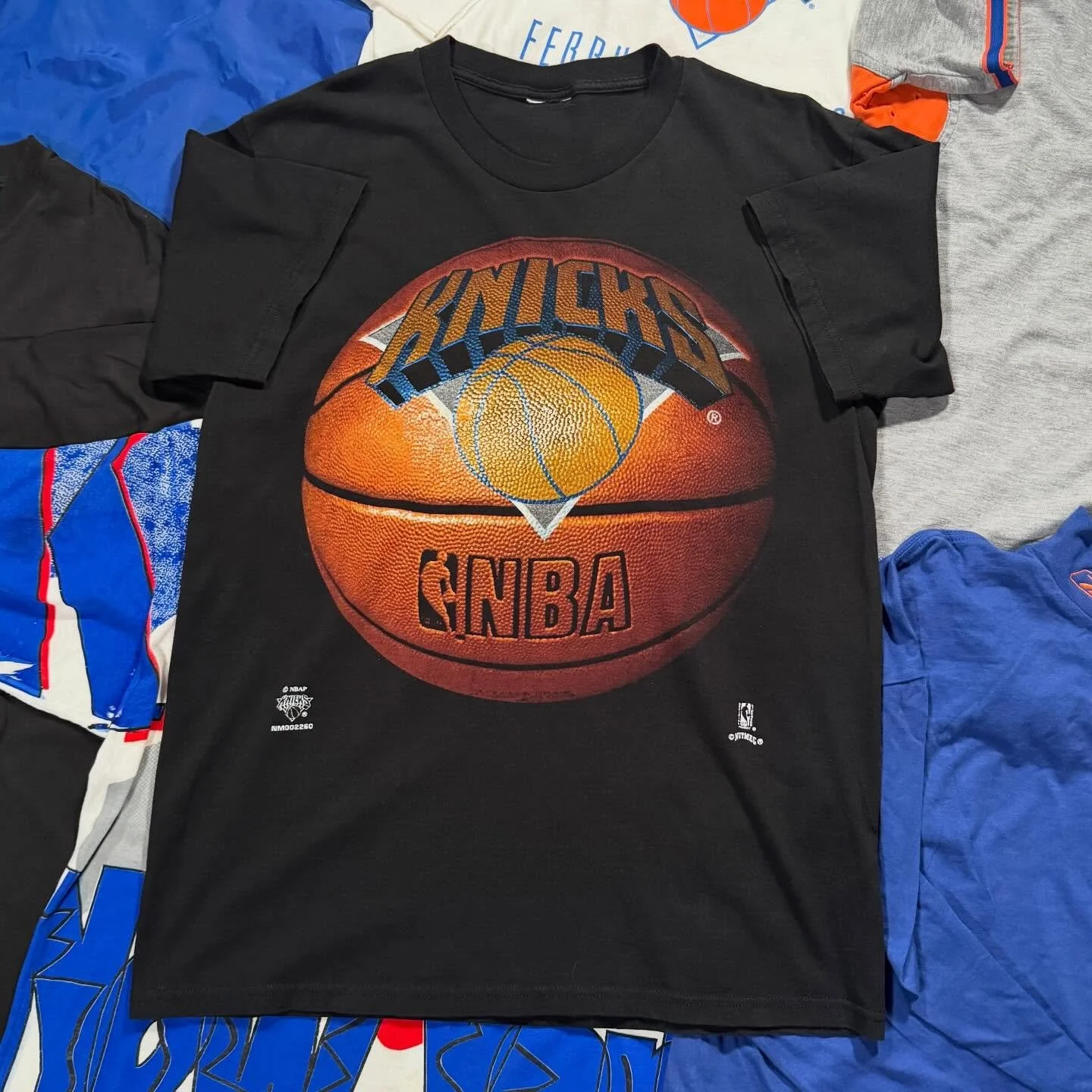 Some more Knicks items just listed, more going up today.