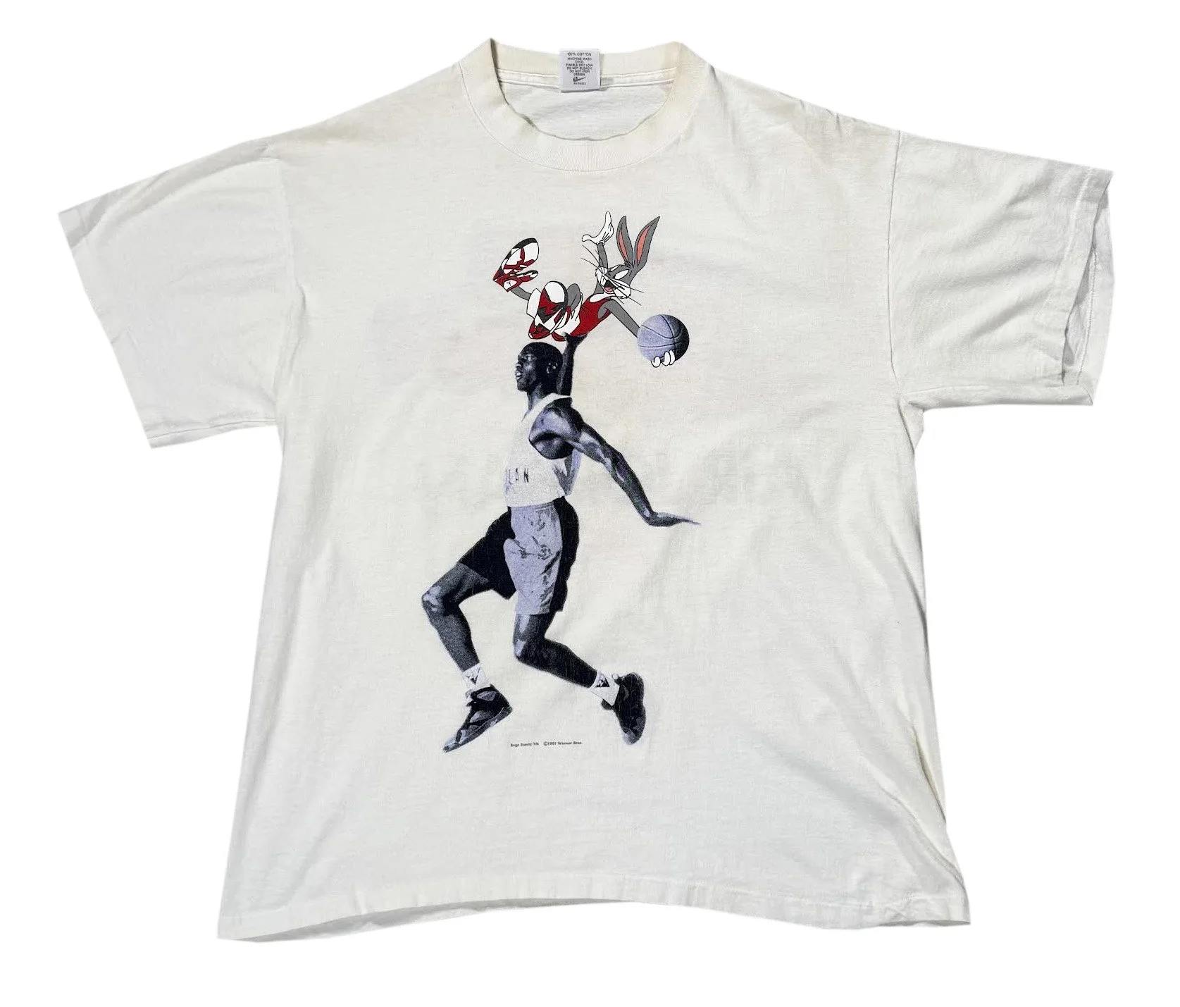 Air Jordan Nike MJ Bugs Tee.jpg