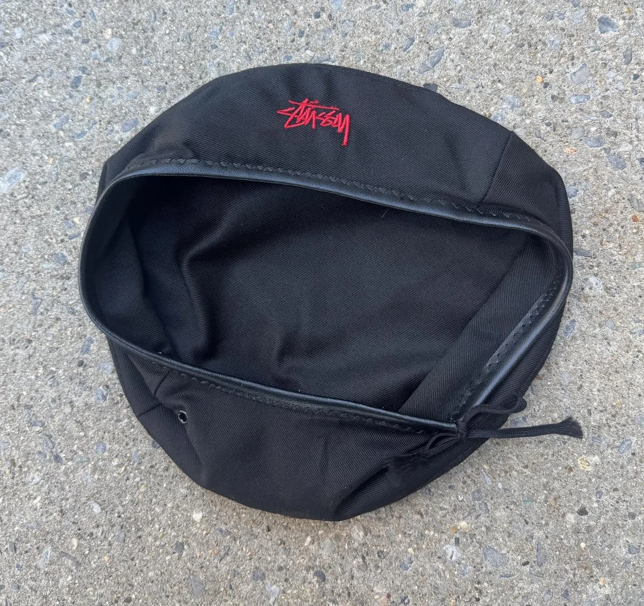inside of Stussy Beret.jpg