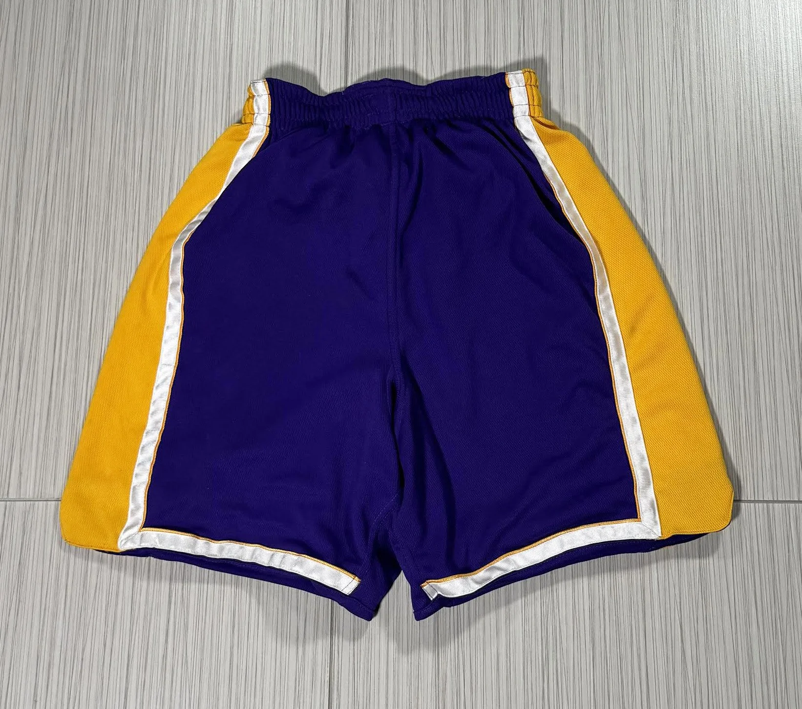 back of Nike Authentic Lakers Shorts NWT.jpg