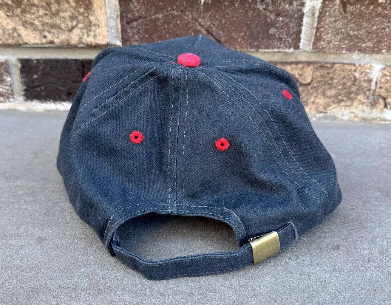 back of Smith And Wesson cap.jpg