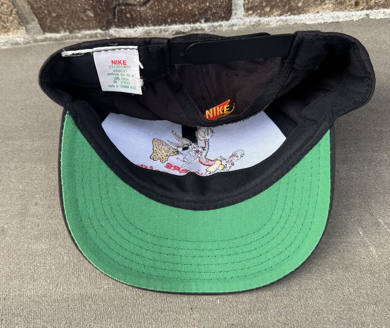 inside of Jordan kids hat.jpg