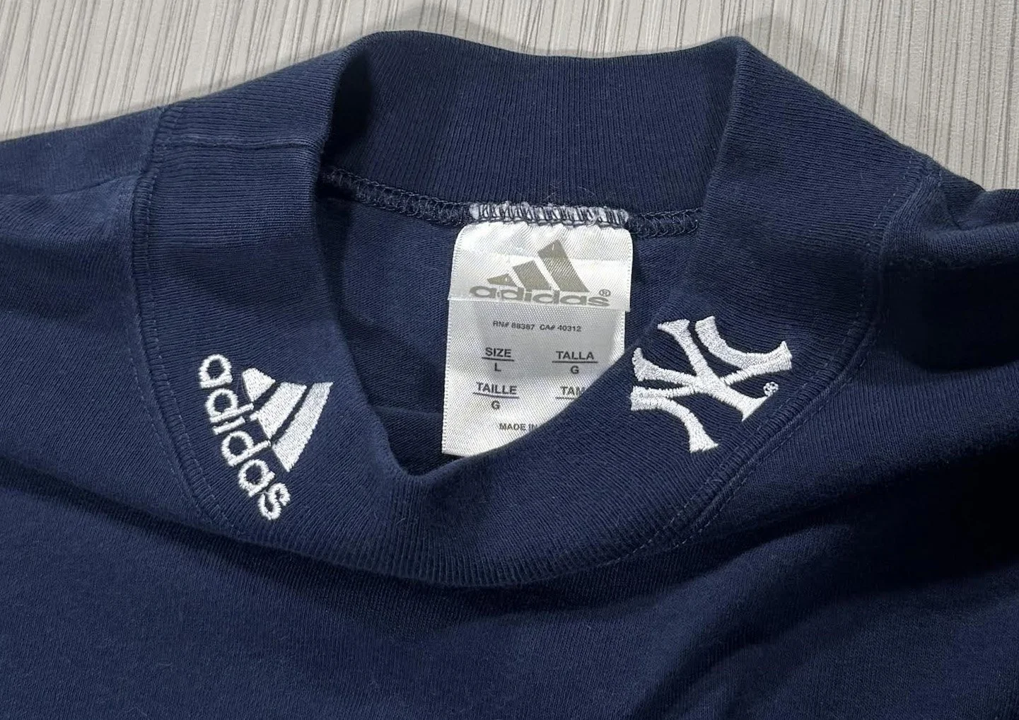 00s Adidas tag.jpg