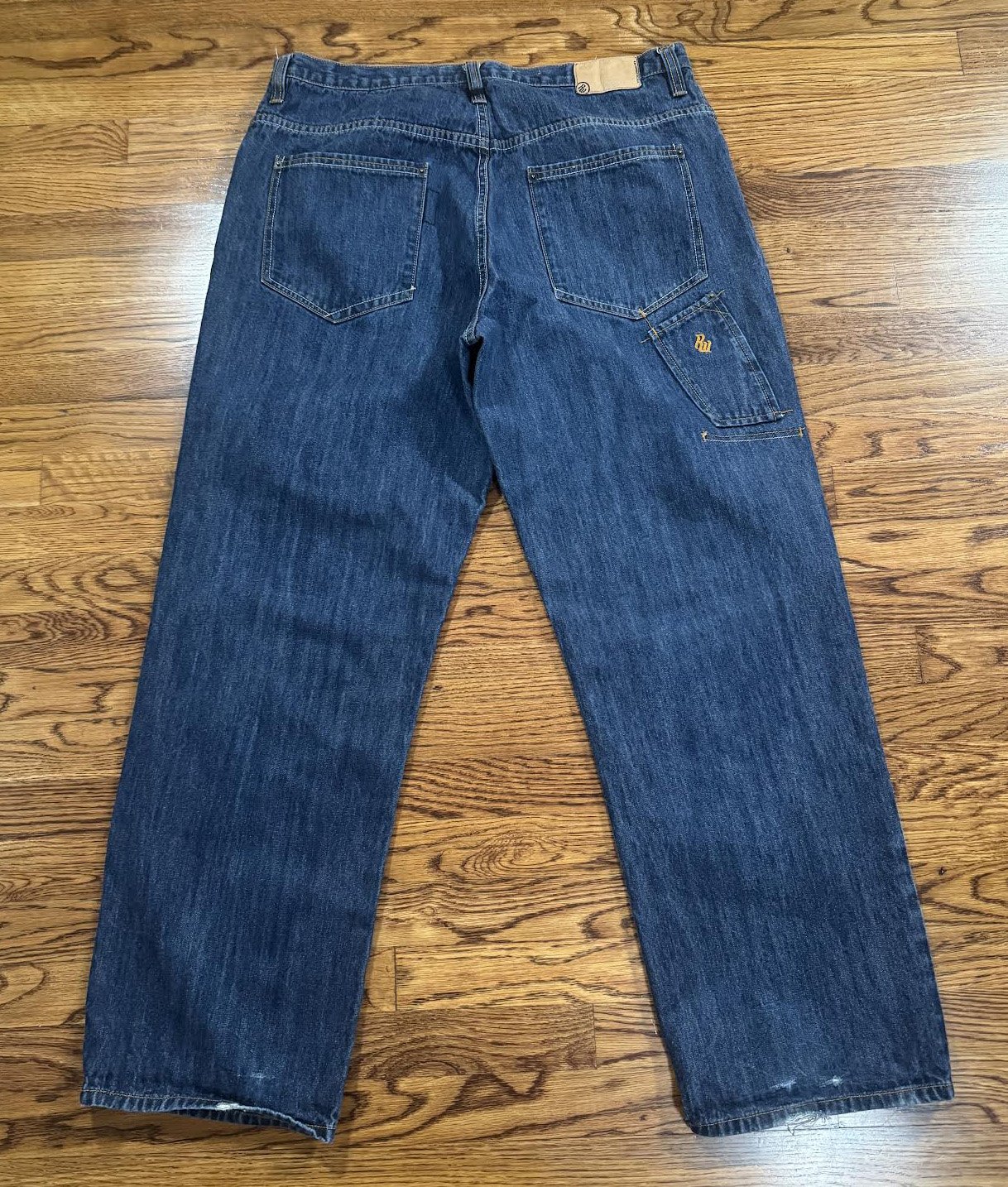 back of Rocawear jeans.jpg
