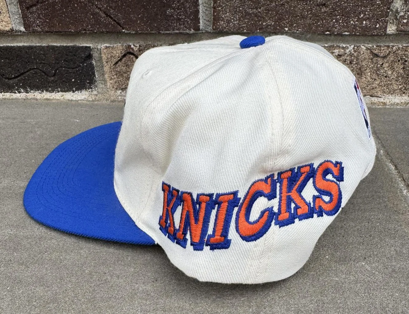 Side of Knicks SS cap.jpg