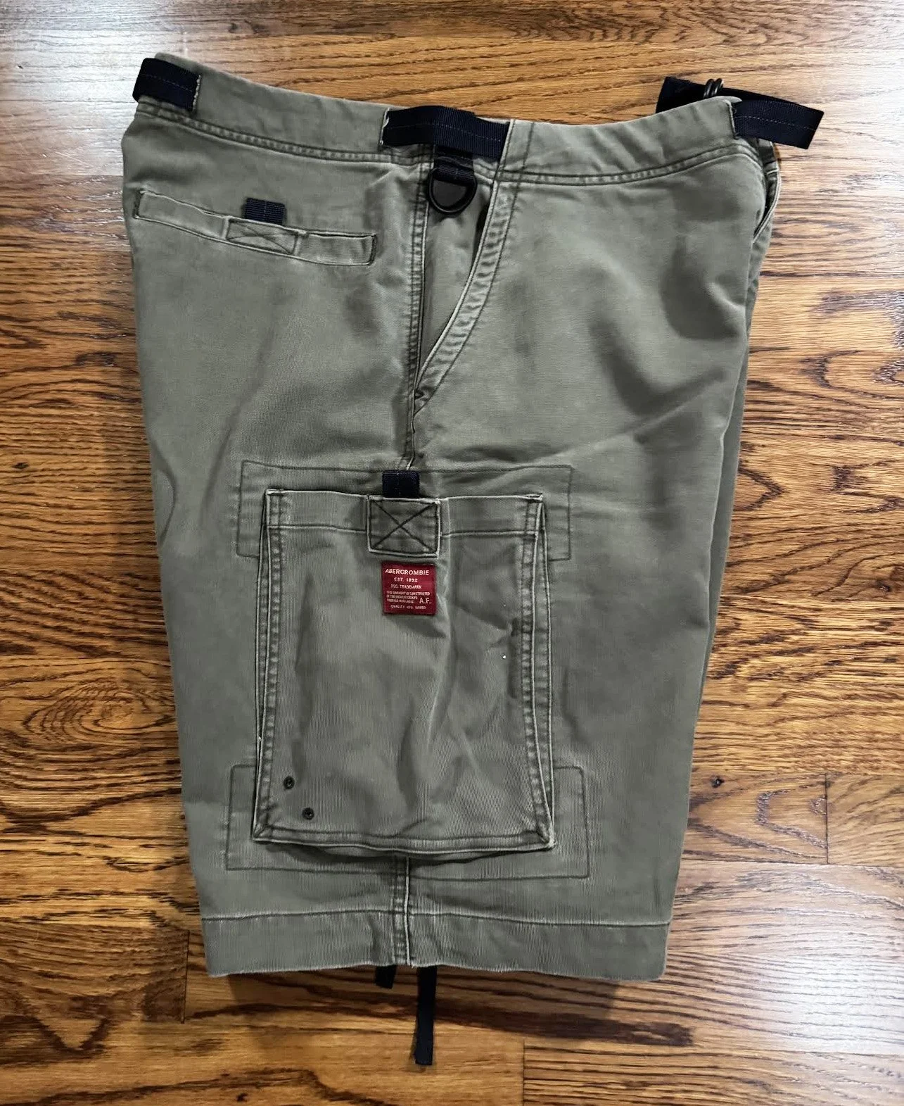 side of Abercrombie shorts.jpg